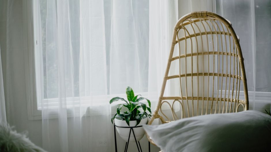 Stijlvolle boho-gordijnen met eclectische patronen.